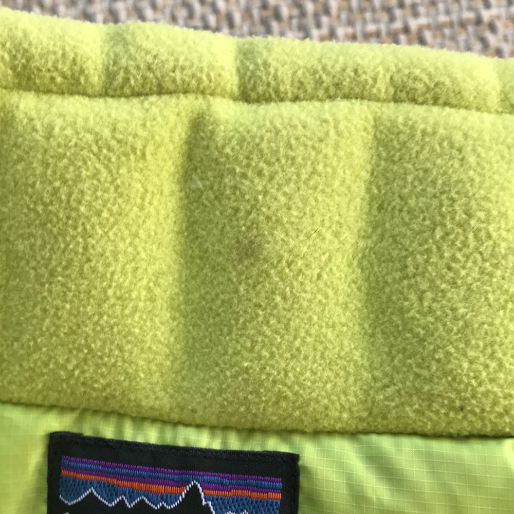 Patagonia Hi Loft Puffer Vest (kids' size S) - Picture 8 of 12